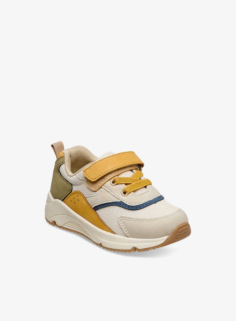 بيرفيت أحذية رياضية للأولاد بألوان متداخلة